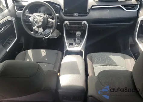 2025 Toyota Rav4 Xle z USA, uszkodzony, nr VIN 2T3P1RFV4SW555518